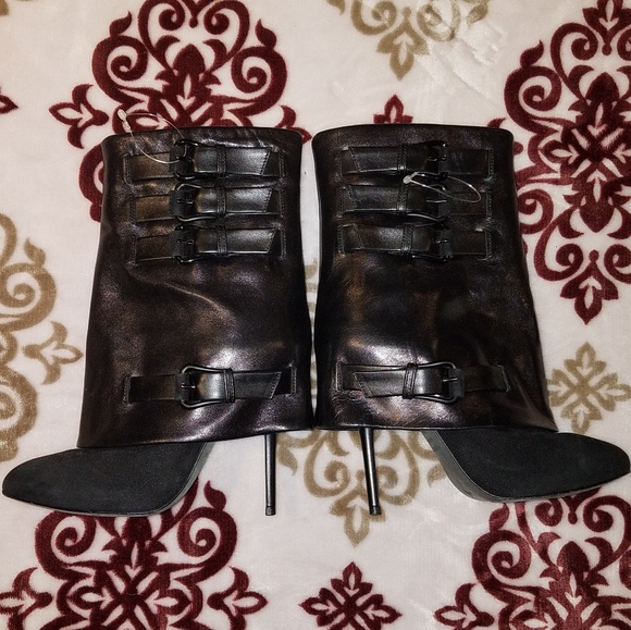 Giuseppe Zanotti Shoes - Euc Giuseppe Zanotti BLACK folded boots 5.